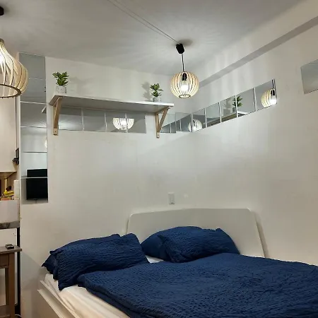 Apartment Ferienwohnung In Der Altstadt Fussgangerzone *